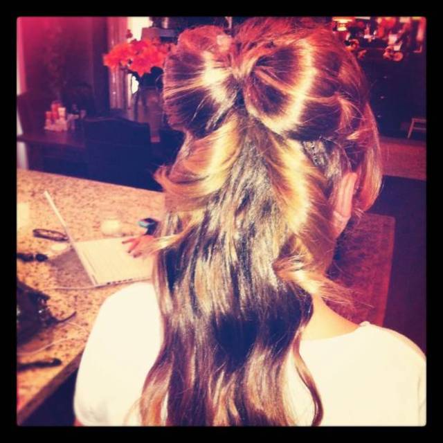 curly%20updo%20_1345783993-621x621