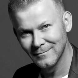 Re sized 681bcd8cc02f1f8eb413 damien