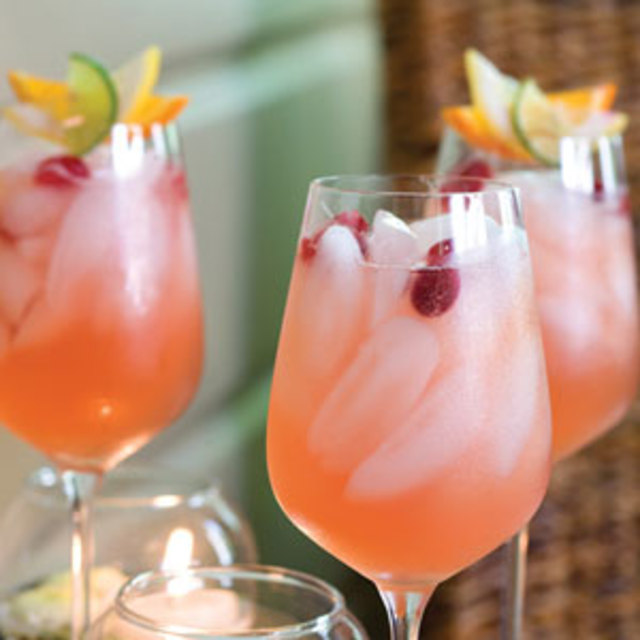 Alcoholic Pink Lemonade