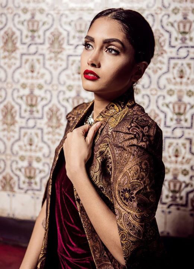 Hair: Anne Chesbro
Makeup: Nikki Mitrakos
Photographer/wardrobe Stylist: Julia Rabkin