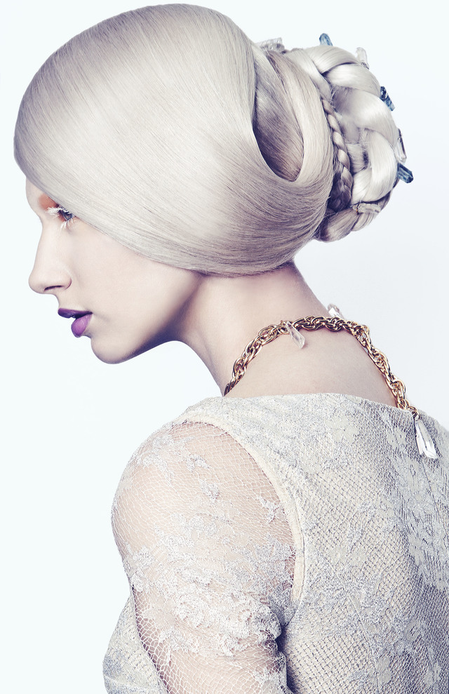 2018 NAHA FINALIST FOR EDITORIAL STYLIST OF THE YEAR