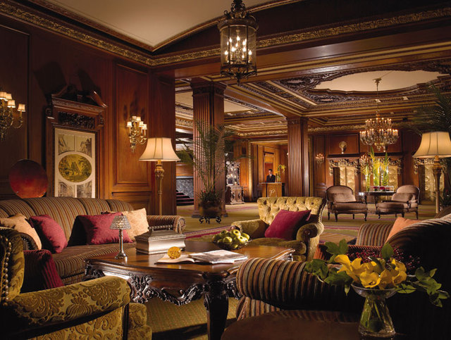 2010.10-OmniParkerLobby