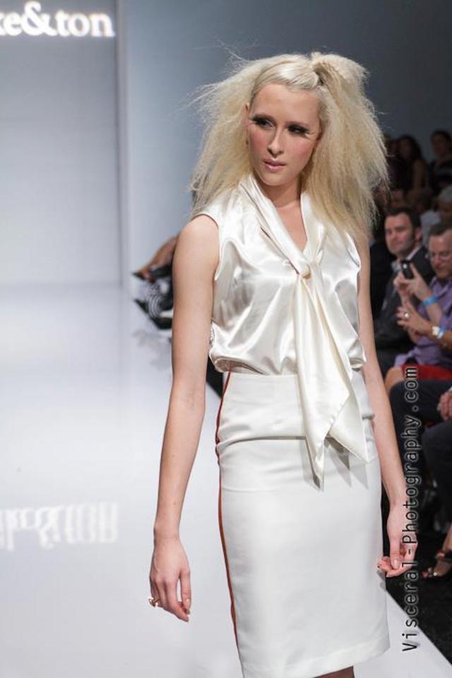 RUNWAY