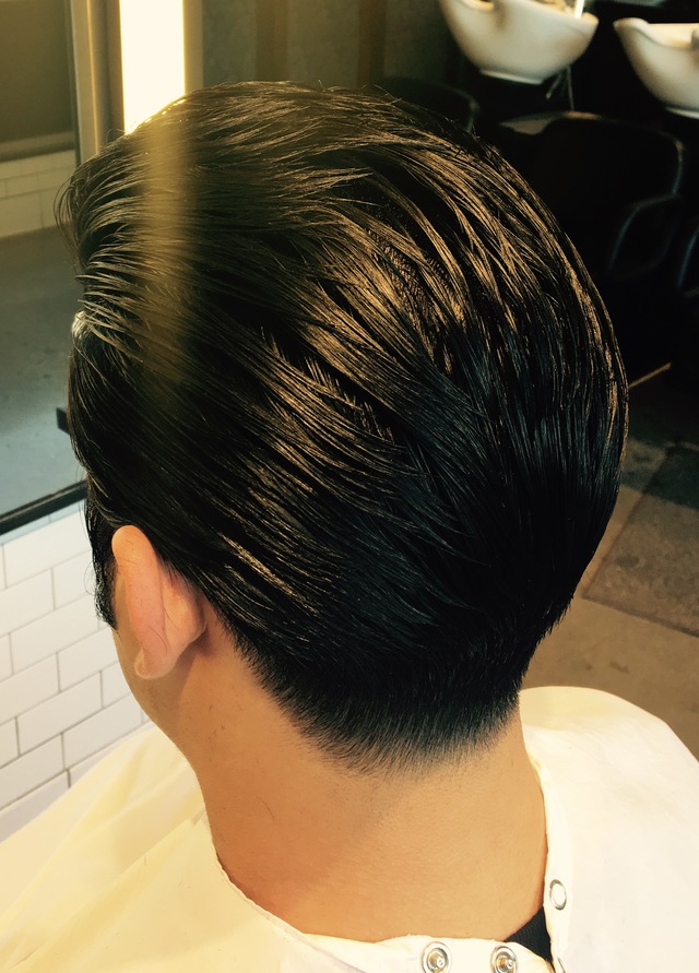 Long trim pompadOur