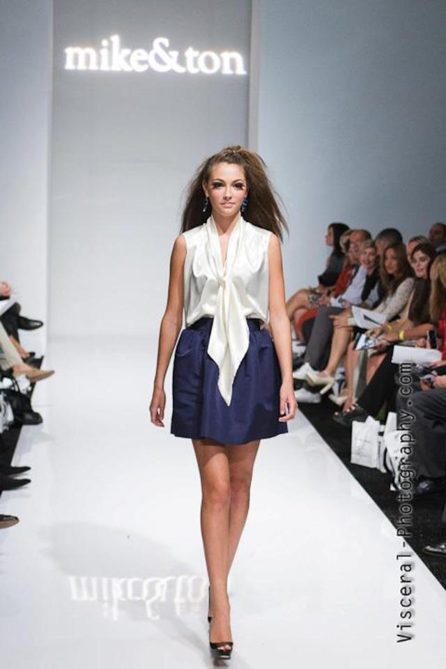 RUNWAY