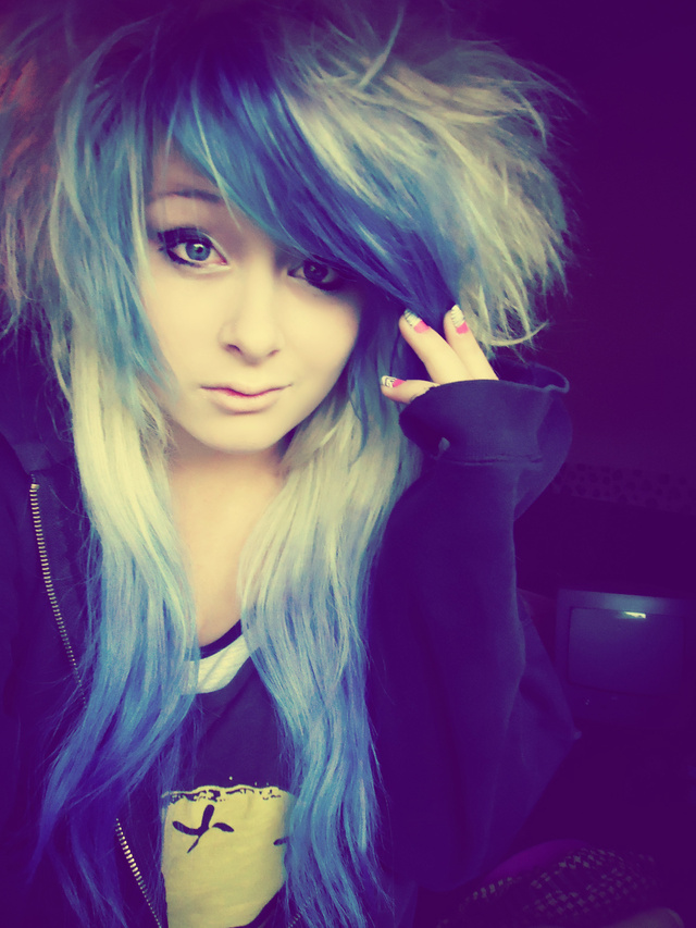 Violet Dip-Dyes