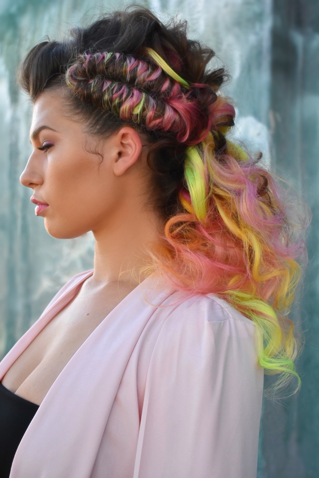 Glam rainbow