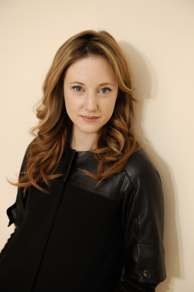 andrea riseborough