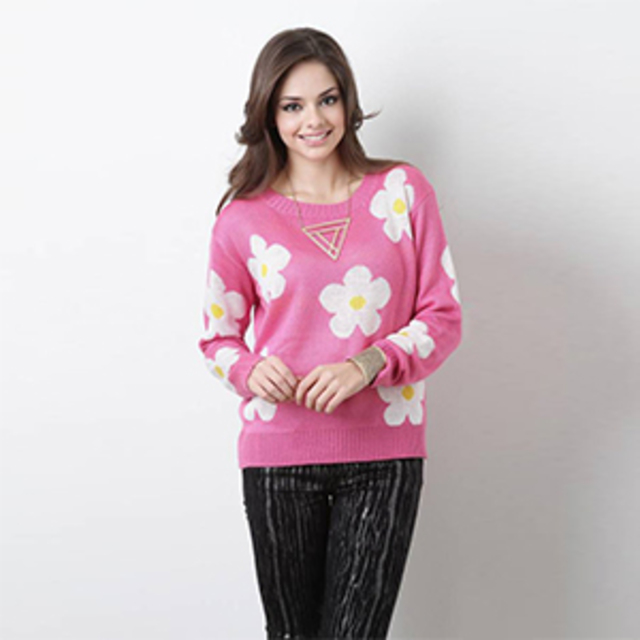 UrbanOg Blossoming Love Sweater