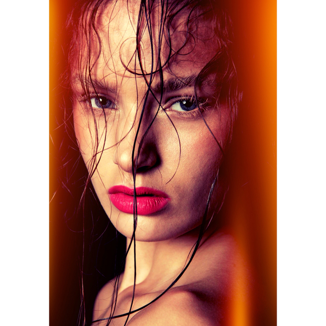 Hair: Roguenne vd Hoeven
Mua: Milou Oudenaarde
Photography: Esther Engelman