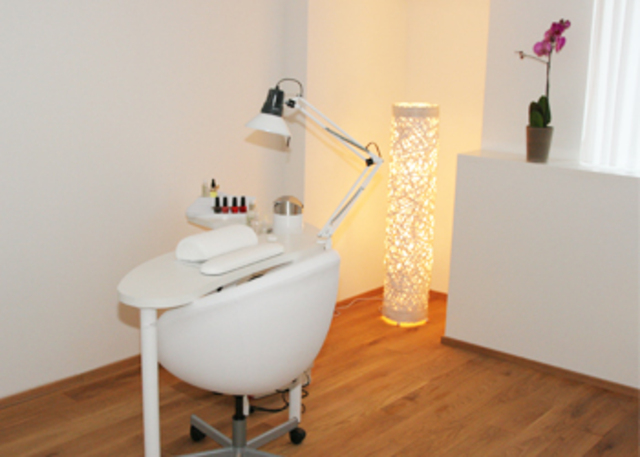 Kosmetikraum - Manicure