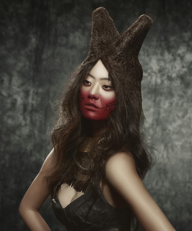 Hair by Simone Jade Menenti, è Salon. Photography by Simon Everiss. Makeup by Chereine Waddell. Styling by è Salon Creative