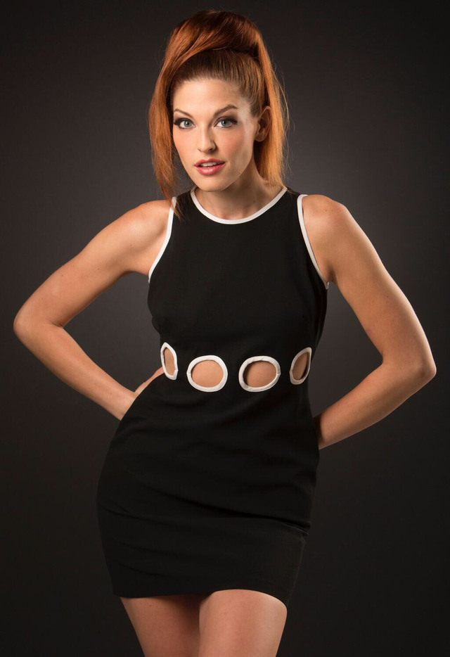 Mua: FilmReadyFace || Photog: Chris Hollo