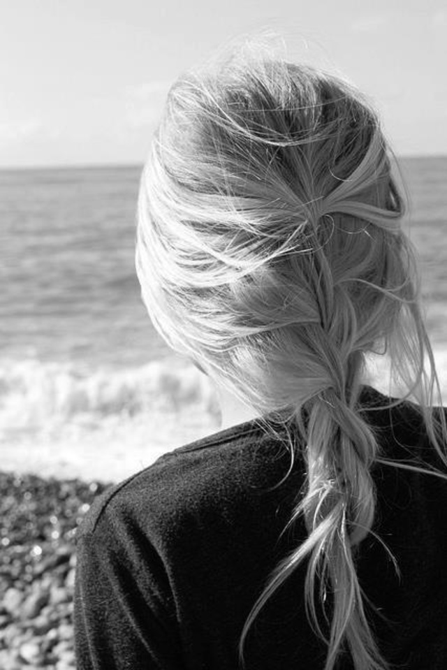 messy beachy braid