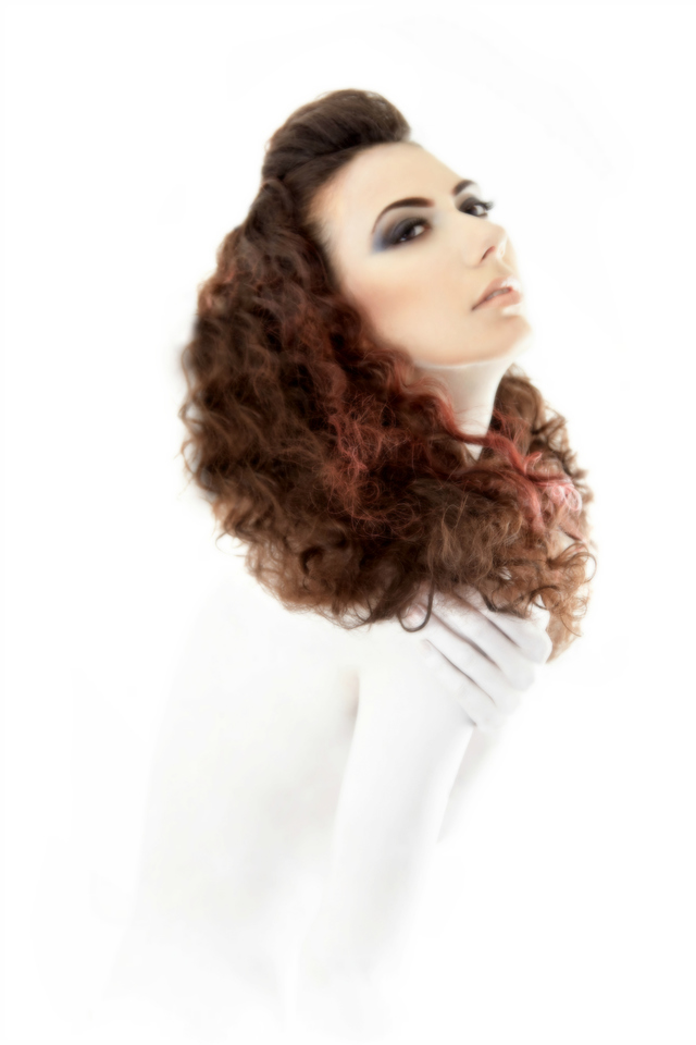 SALON KAOVEY PRESENTS WINTER MIST