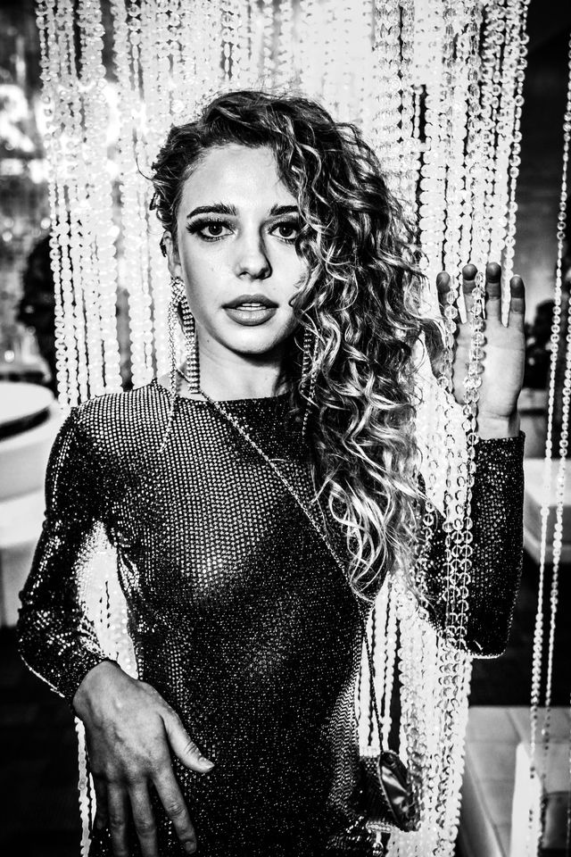 Sparkle in the shadow 