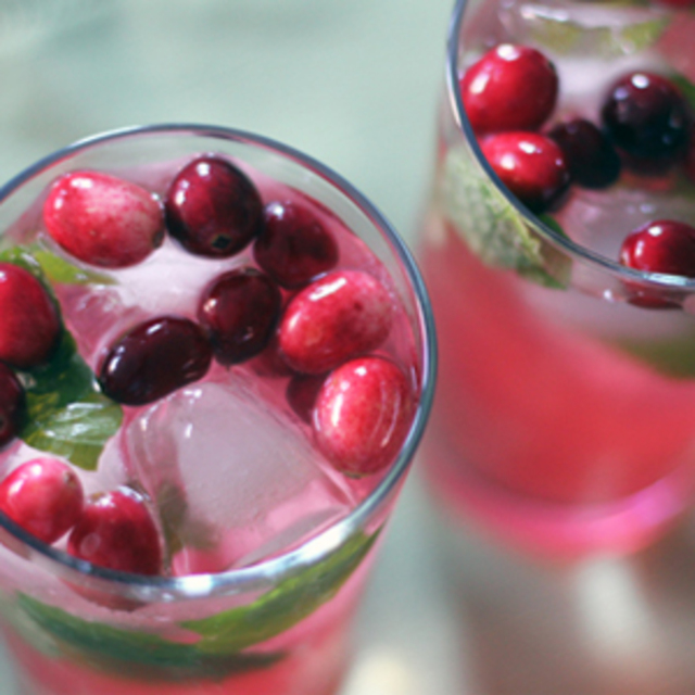 Cranberry Mojitos