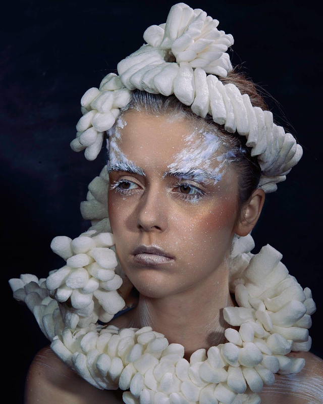 春繭cocoon
生命起初煥化為花.蟲.鳥.生生不息
Hair Stylist : 葉威廉
Photo：Xia Geer photography 夏葛耳
Make-Up Artist : 陳芃
Model:paulinadyla
