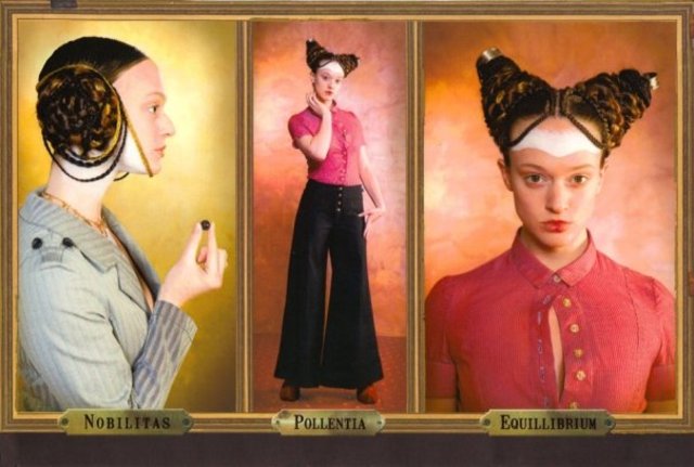 frau blau collection