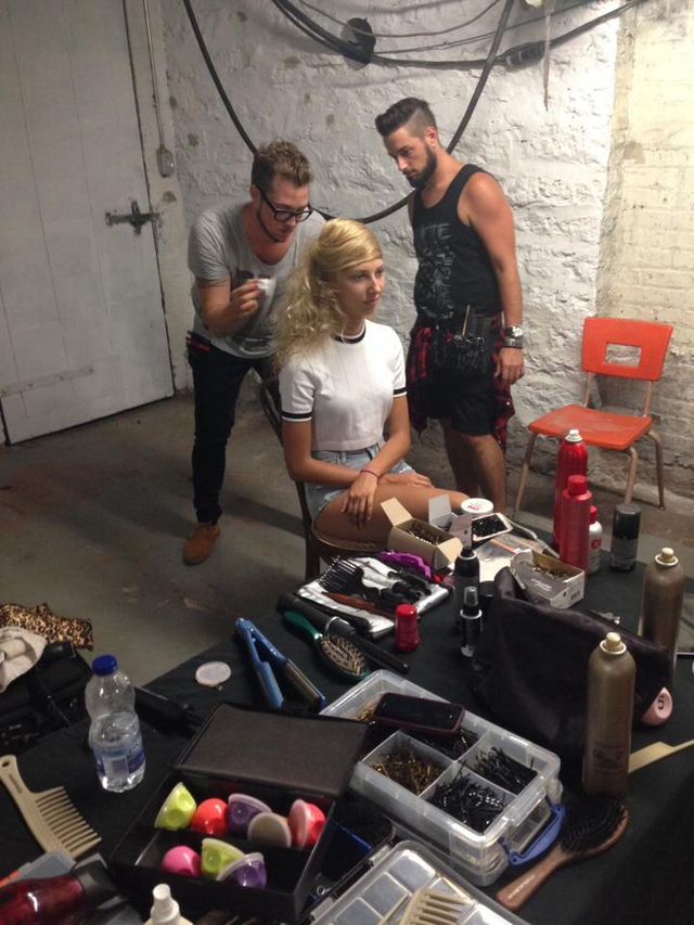 Backstage Ndustri.ca