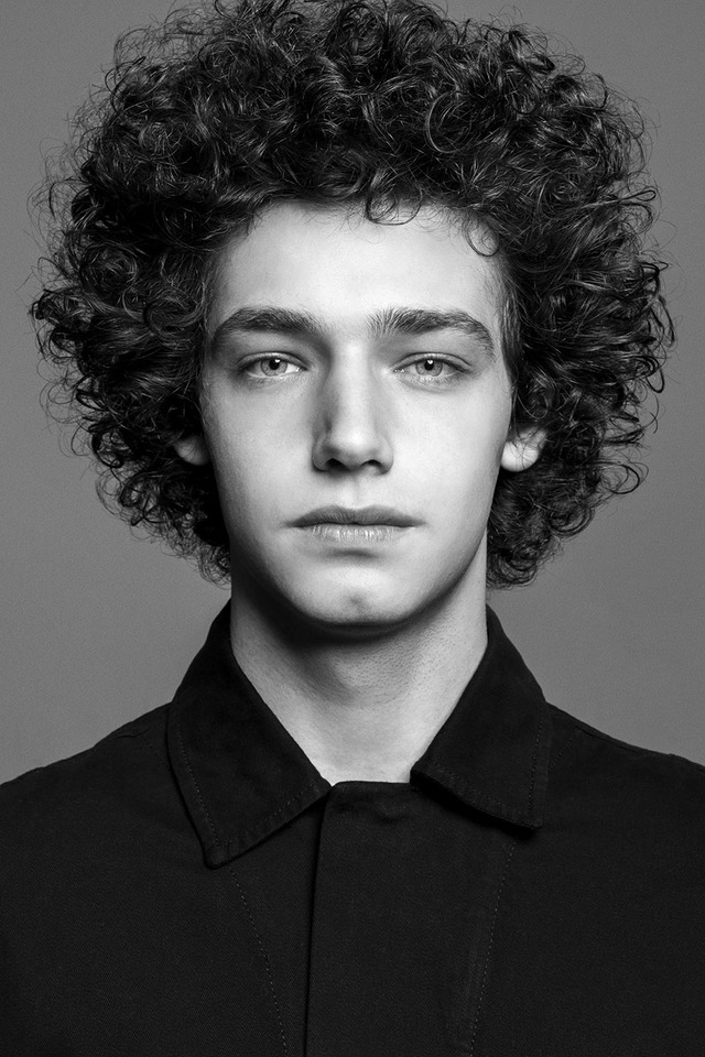 Re sized 80a1269b3e43a598326e essence  paco lo pez  1 