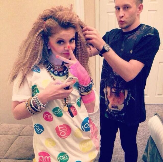 80's @ Come Dine With Me ,backstage 