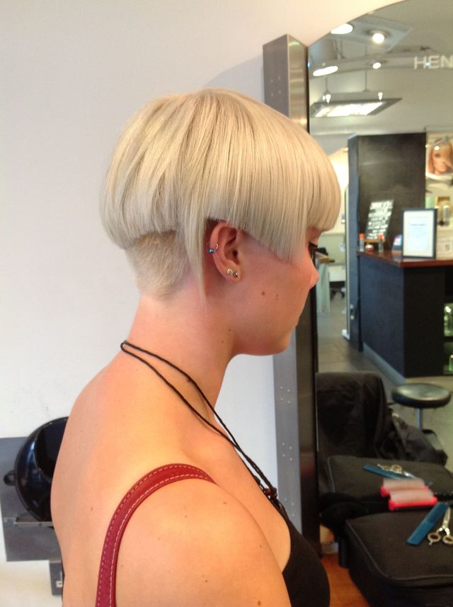 80s disconnected short hair cut