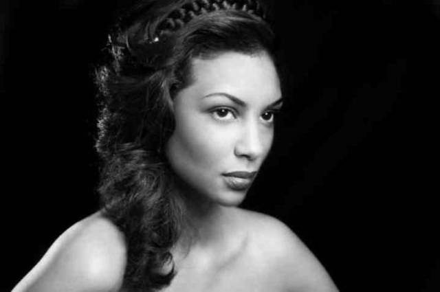 holistically hair_1375905158-621x412