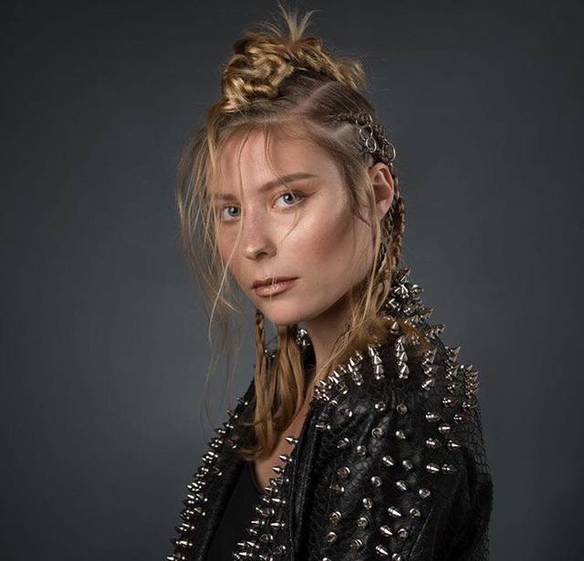 fashion BRAIDS AND WELLA PROFESSIONAL 