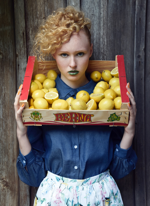 FRUITYFUL 
Photo by: www.gerryebner.ch, Make-up by: www.claudiaroehner.ch, Styling by: Sarah Stoerchli