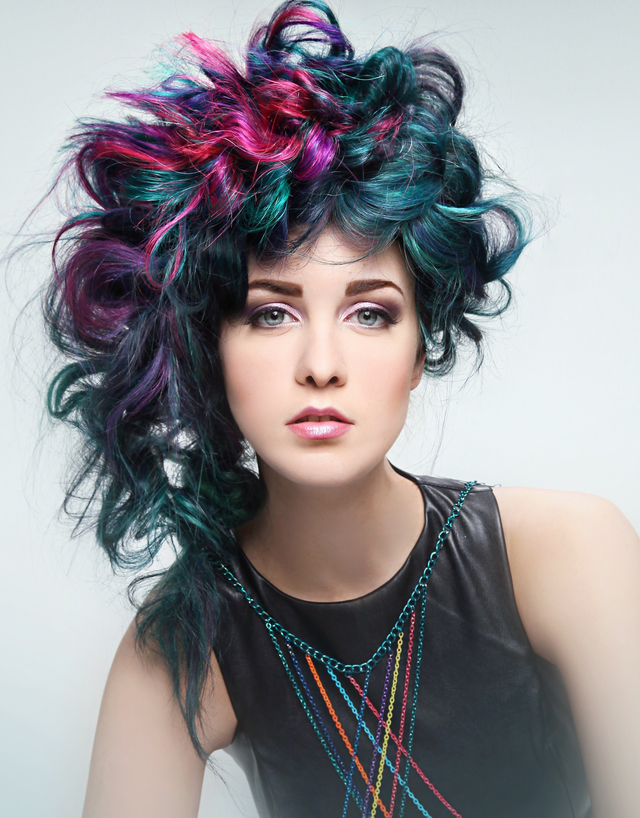 Hair: Nicole Pede 
Makeup: Jessica Benner 
Photography: Paula Tizzard 
