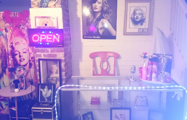 YOUTUBE BROADCASTING STATION