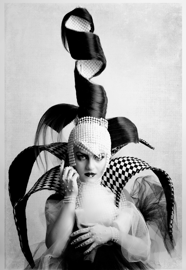 Avant Garde