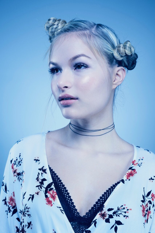 L❤️VED.  And to think, the magic really happens when you take the hair down......PS there's one more bun in the back. 
@sarahadamshair 
#sarahadamshair
