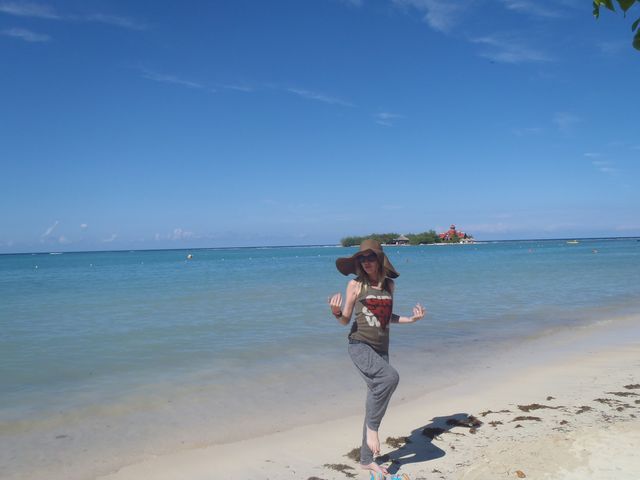 JAMAICAN STYLING NOV 2012 - BEAUTIFUL SUN, SAND, ARCHITECTURE, PEOPLE + LIFESTYLE