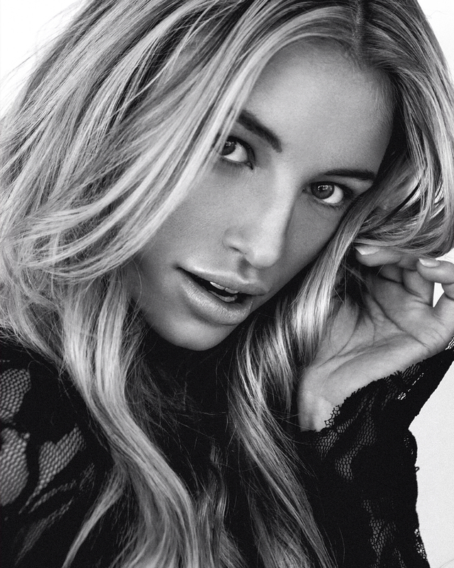 Blonde Lace ~ photographer~Derek Heisler 
Model~Kelsey Frisch 
Color/Cut/Style ~Darlene Crnkovic