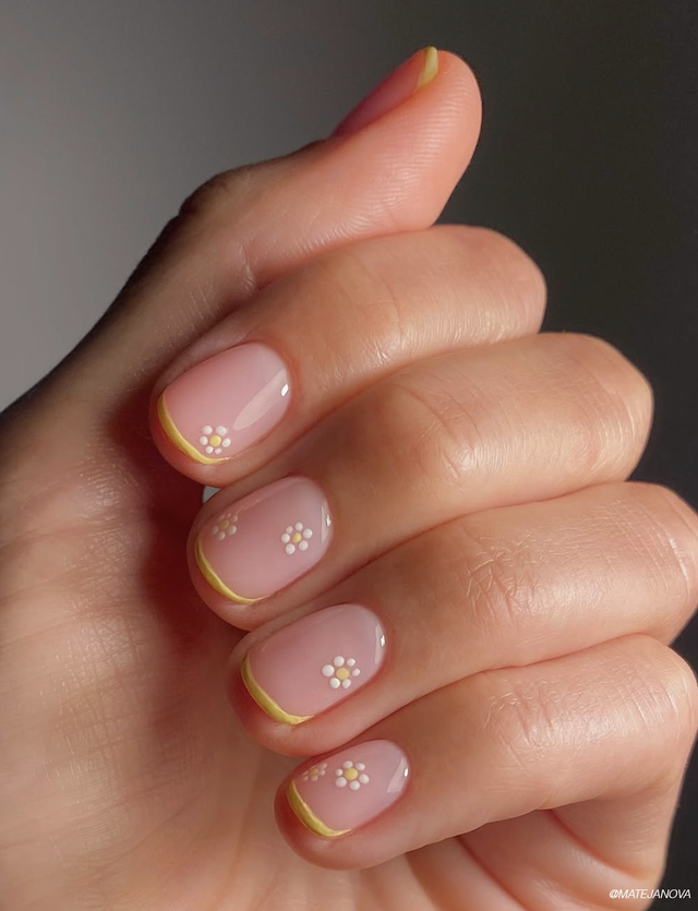 Re sized 8f8992b8feba6255bc44 spring nails