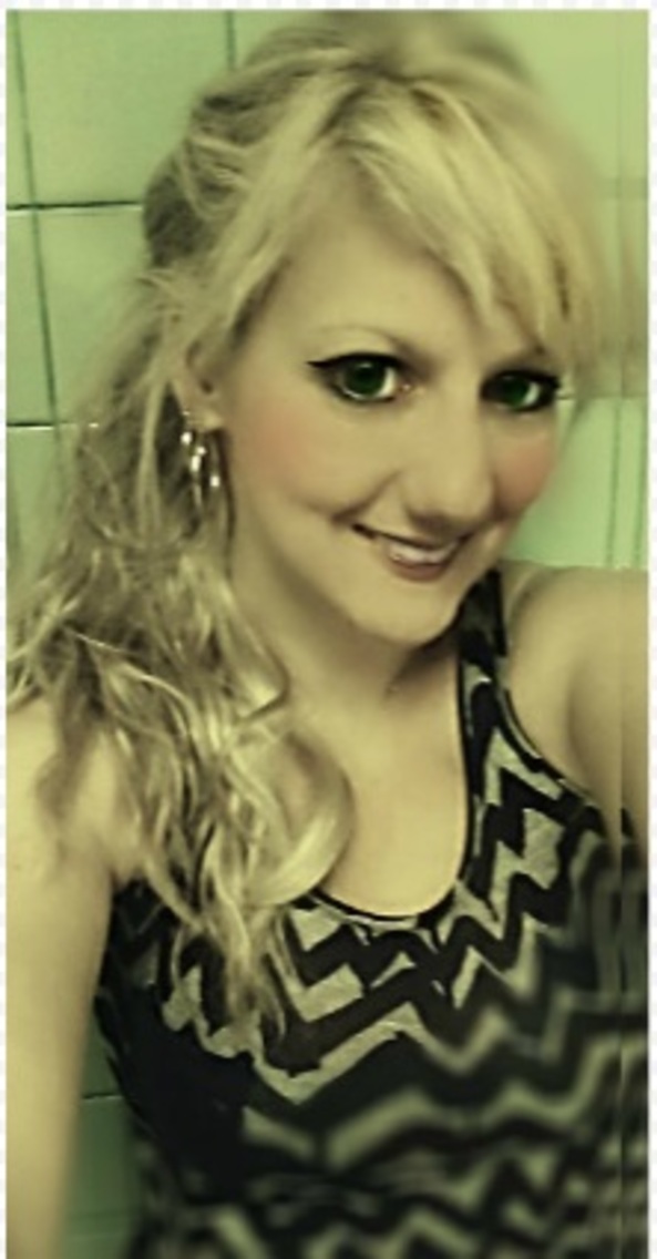 Pretty Wavy Long Blonde