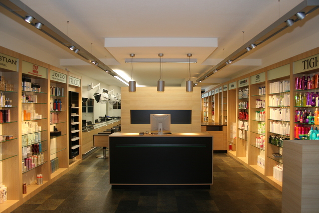 Shop - Verkaufsbereich III