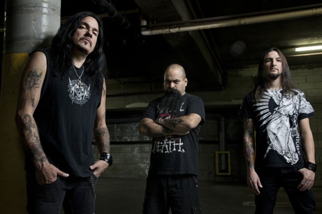 prong-band-620x413