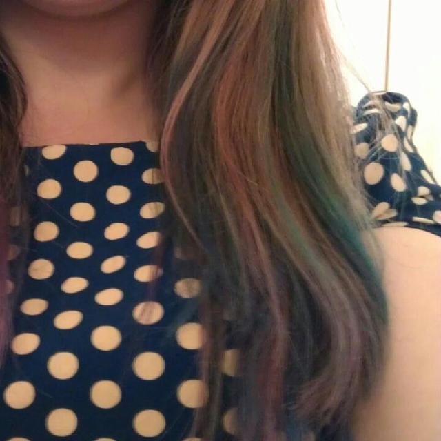 Multicoloured 