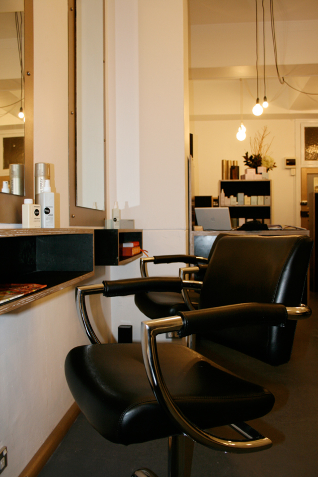 Super Deluxe Hair &amp; Makeup Salon - Darlinghurst, Sydney