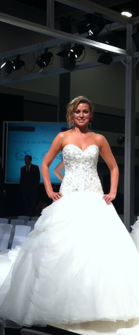 aliance and sinders bridal fashions