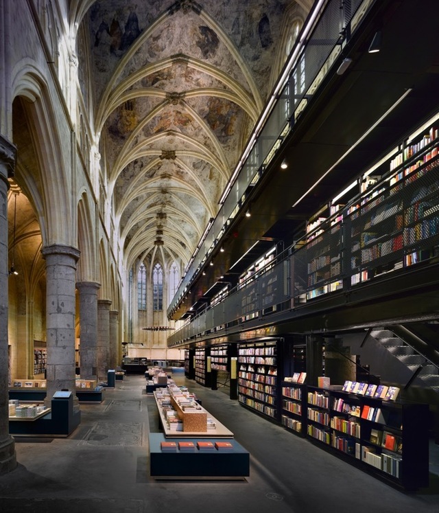 merkx-girod-selexyz-dominicanen-maastricht-bookstore-church