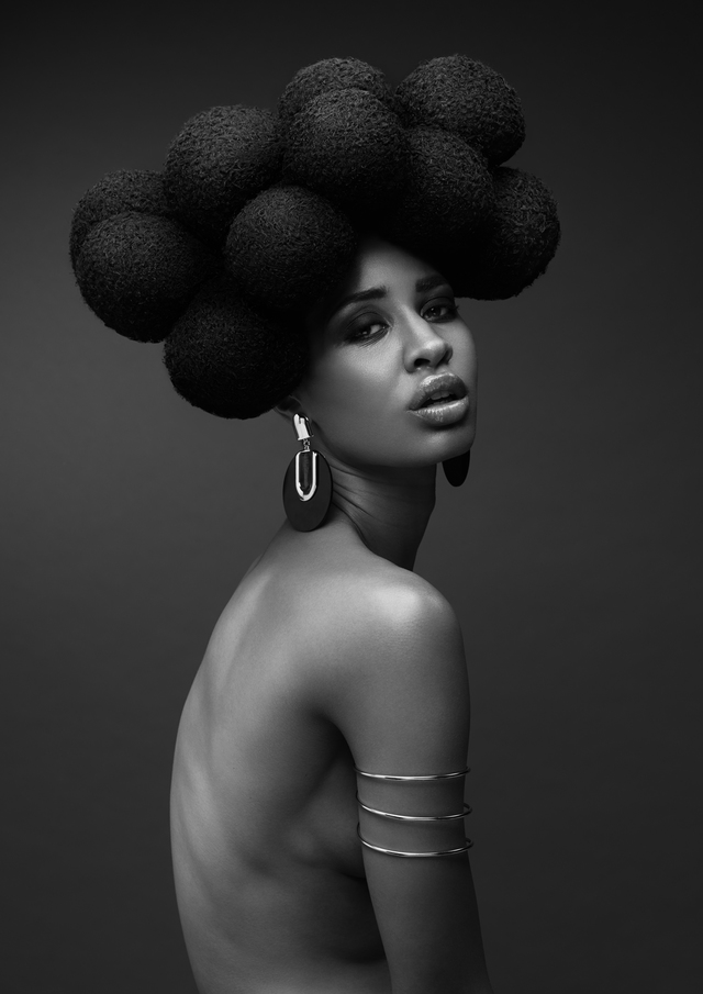 "BLACK PEARL" collection