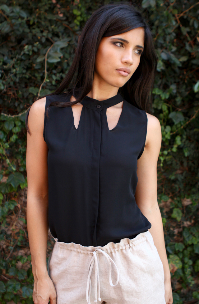 TUX IN JET BLACK & SAFARI SHORT