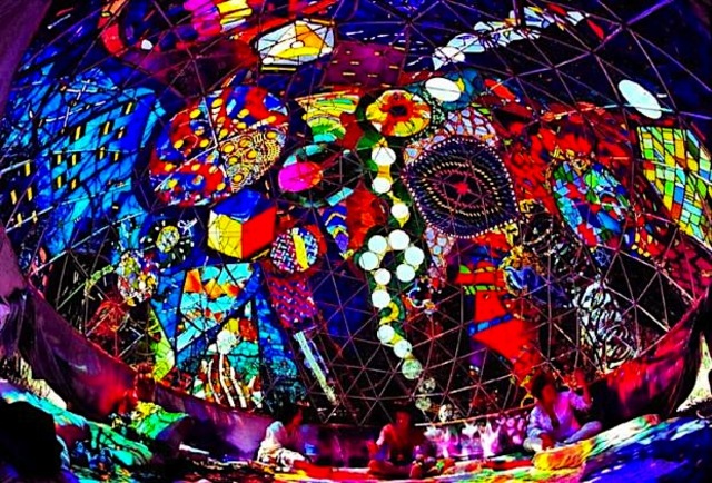 giantstainedglassdome