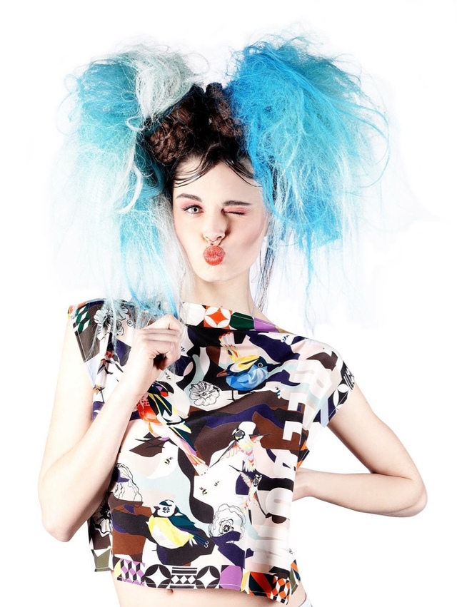 Wonderland "Raw" version S/S for Sens.us