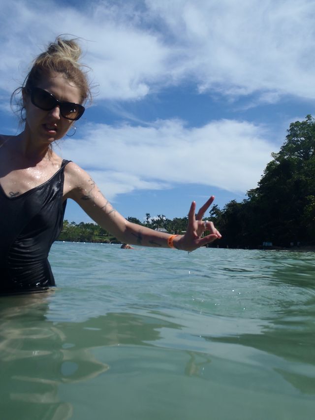 JAMAICAN STYLING NOV 2012 - BEAUTIFUL SUN, SAND, ARCHITECTURE, PEOPLE + LIFESTYLE