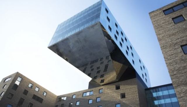 nhow-exterior-thumb-MaleExtravaganza-5